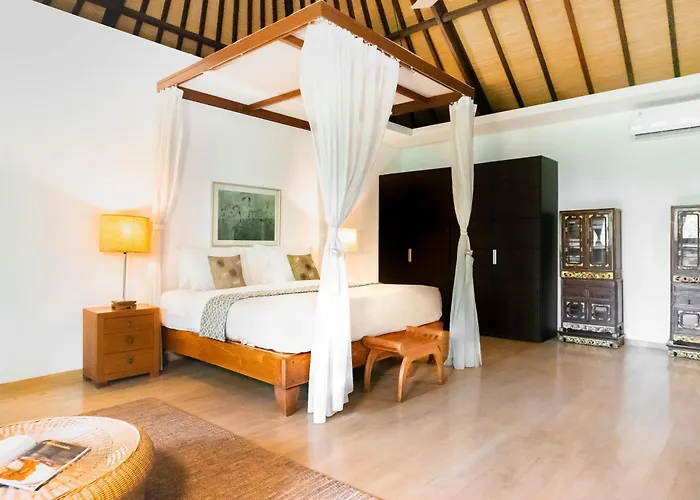 Villa The Asraya By Nakula